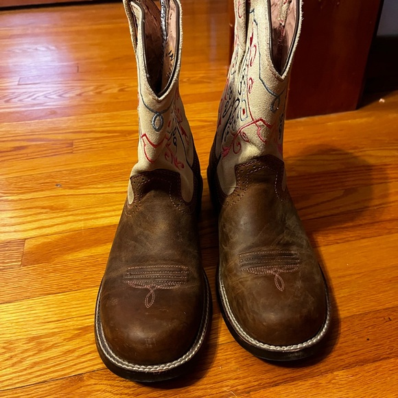 ARIAT FATBABY Brown and Cream Embroidered cowboy Boots - Picture 3 of 5